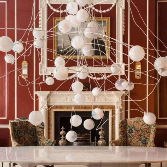 Exceptional Bocci 28 Copper suspension lamp with sprawling clear glass spheres and polished copper rods offering a refined aesthetic