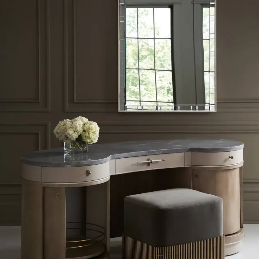 Caracole Vanity Fair Vanity #6
