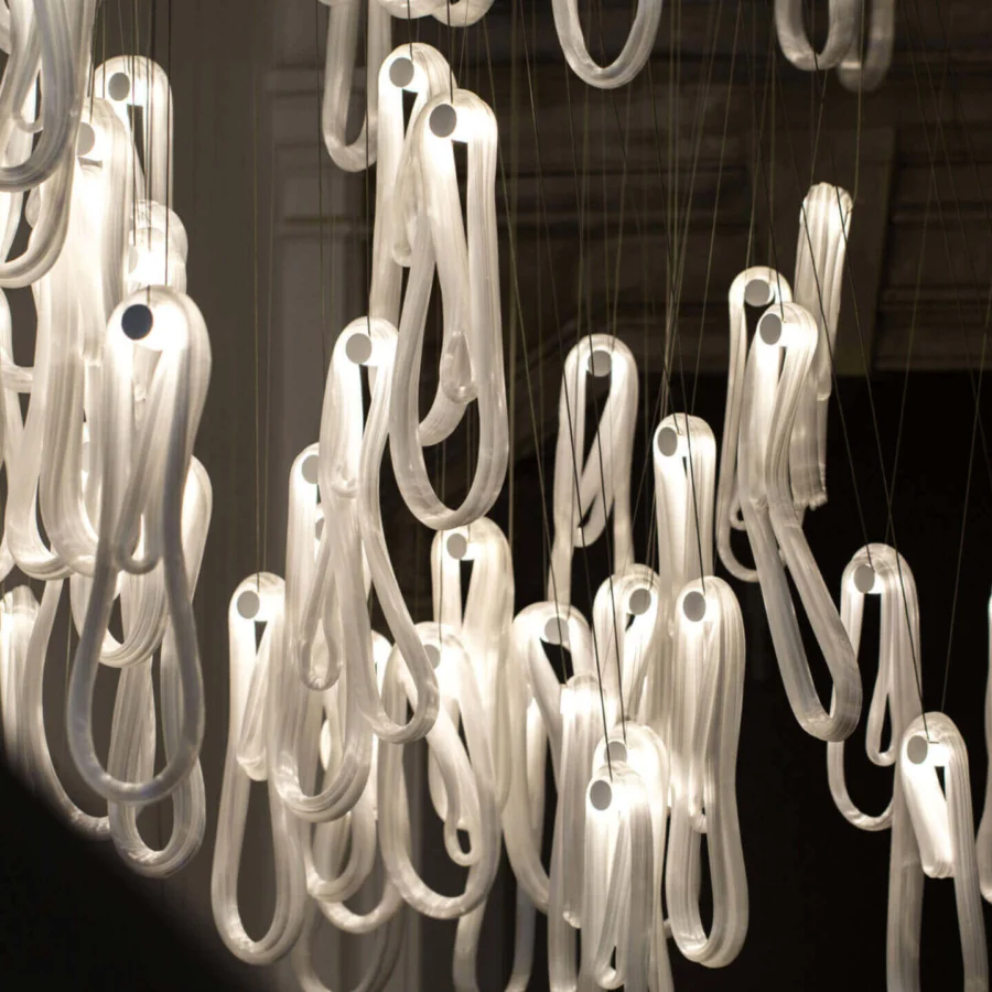 Exceptional Bocci 87 single suspension lamp crafted in bright white with pearlescent glass and delicate microfilaments