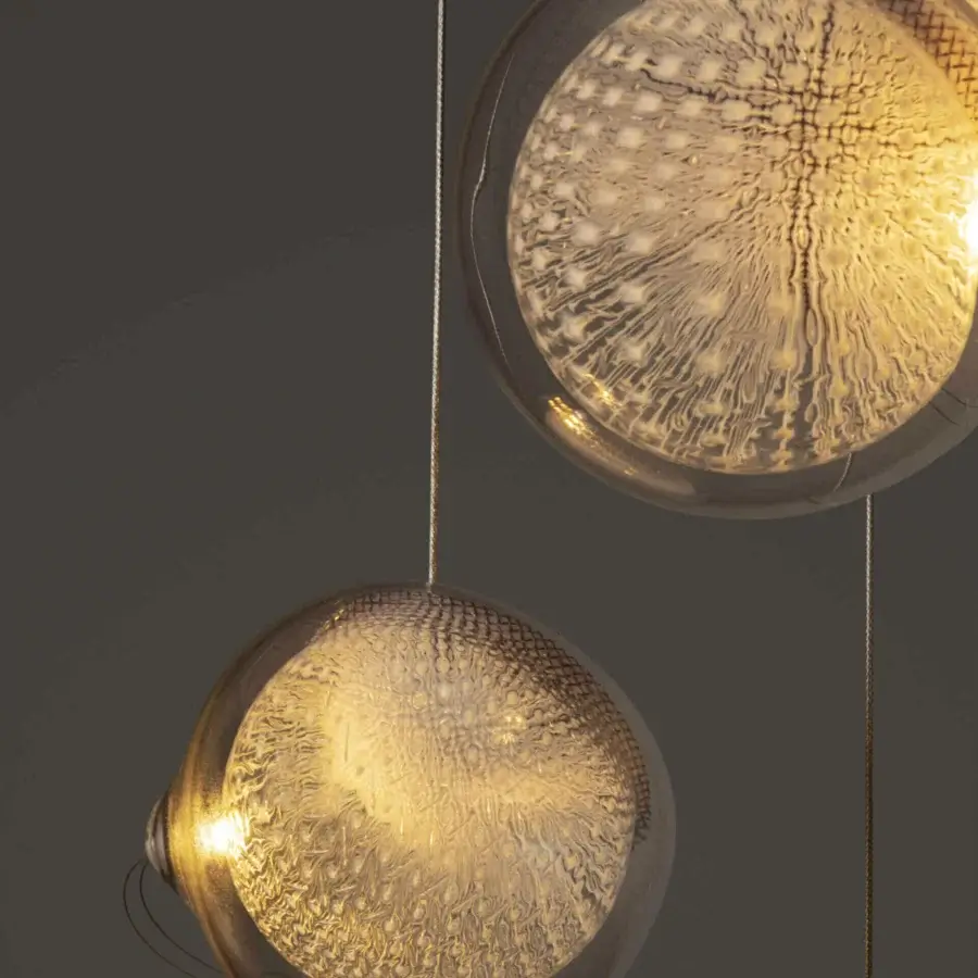 Distinguished Bocci 76 Random suspension lamp with hot white and clear glass crafted with copper mesh and silver cord in a white finish