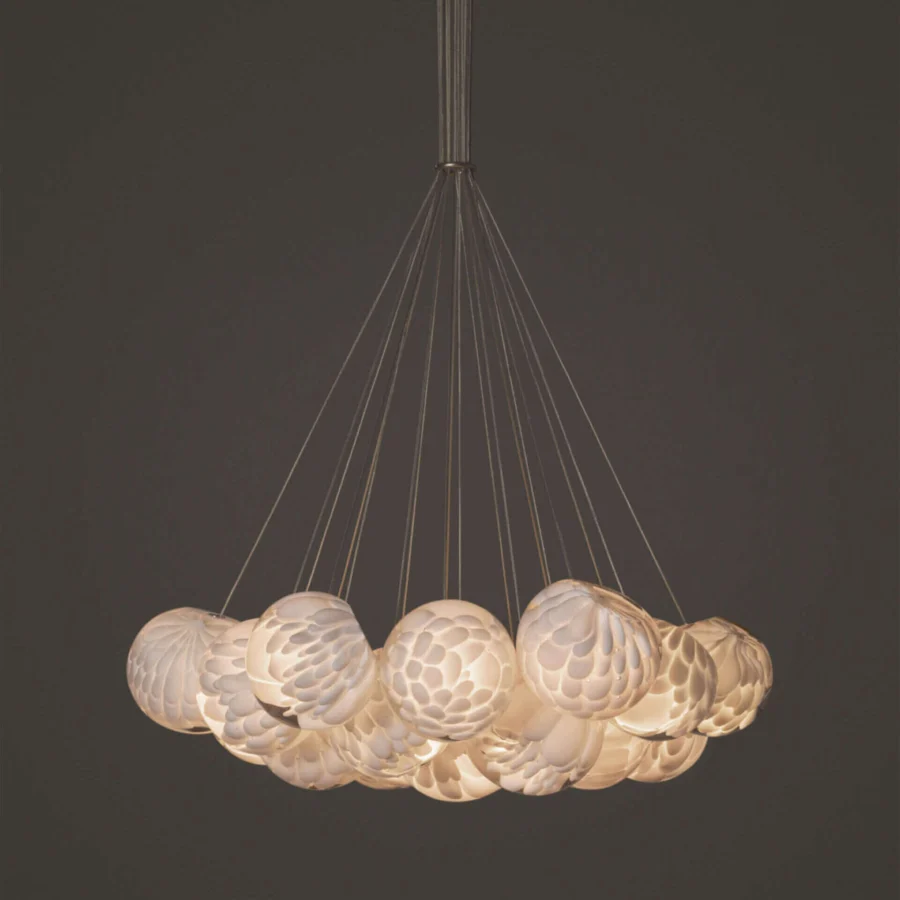 Superior Bocci 118 Cluster suspension lamp with clustered glass pendants and feather-like impressions in an off-white tone