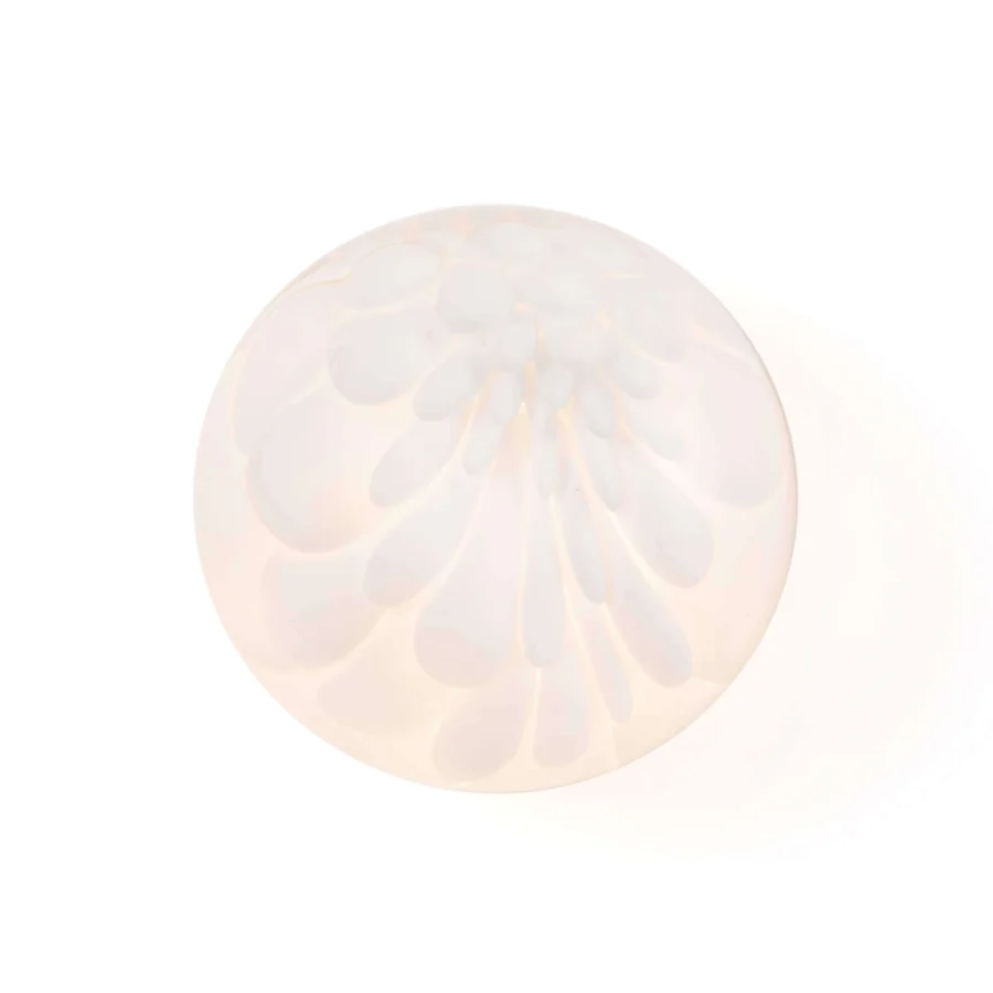 Elegant Bocci 118 wall/ceiling lamp with dozens of feather-like forms in opal glass and a brass finish base