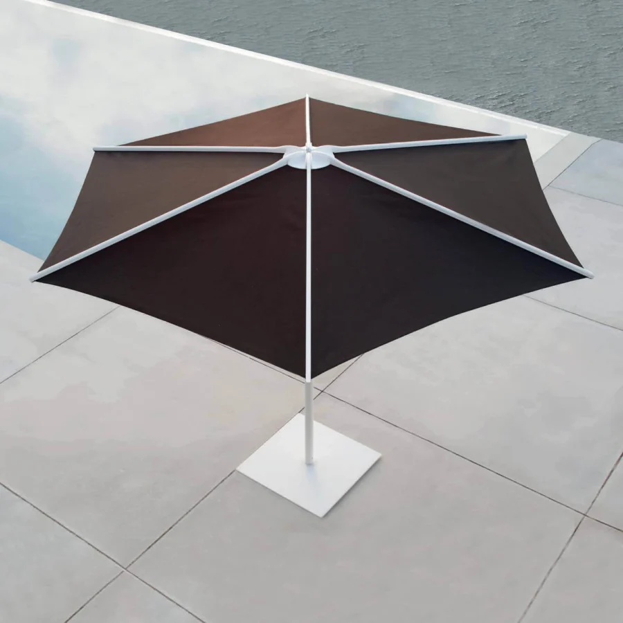 Exceptional Royal Botania Oazz umbrella with coated aluminum frame, dark brown fabric canopy and lighter brown trim