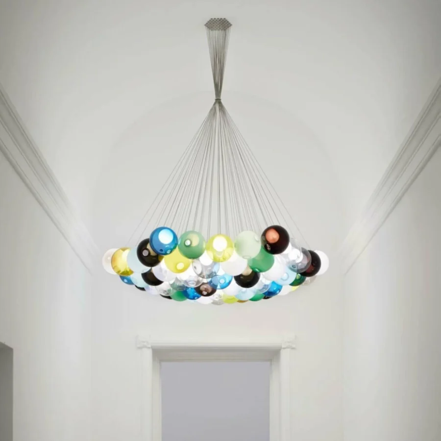 Distinguished Bocci 28 Cluster suspension lamp with organically arranged clear glass spheres and milk white lamp holders