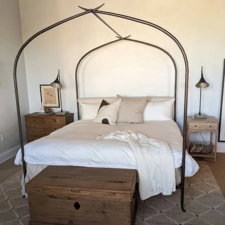 Woodbridge Furniture Atrium King Bed #5