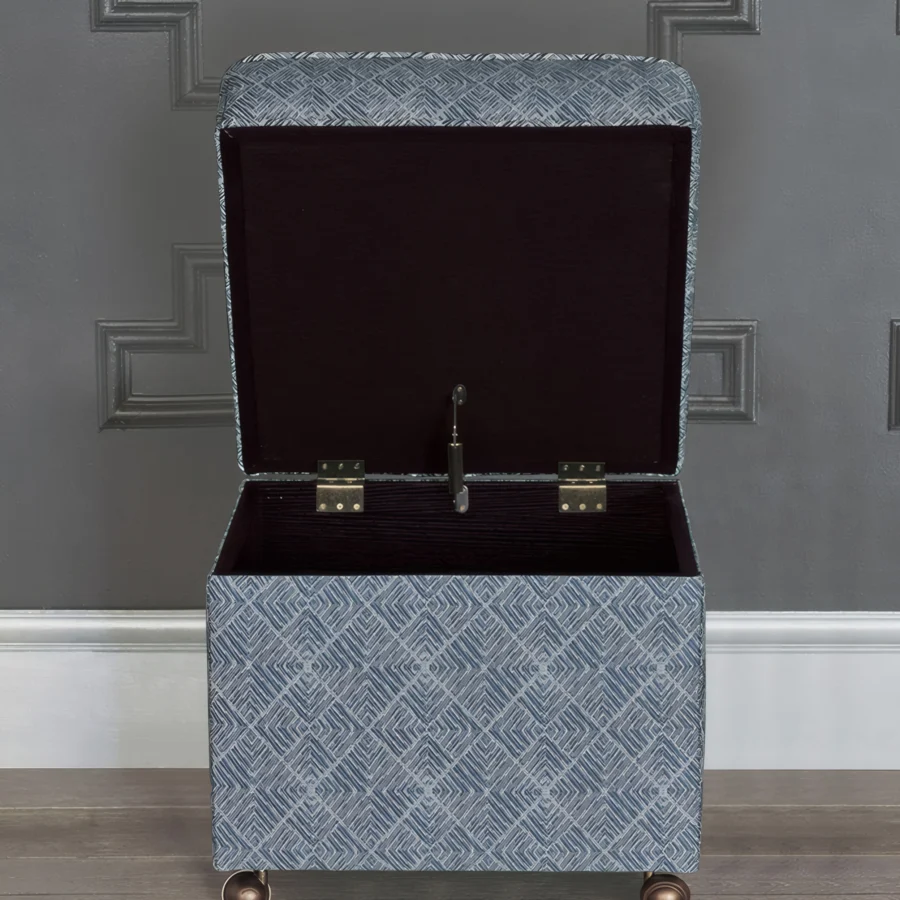 Eastern Accents Saya Storage Ottoman #3